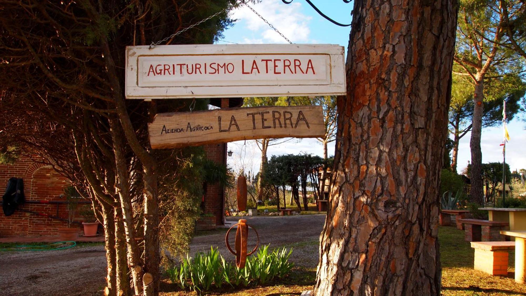 Agriturismo La Terra Valiano Exteriér fotografie