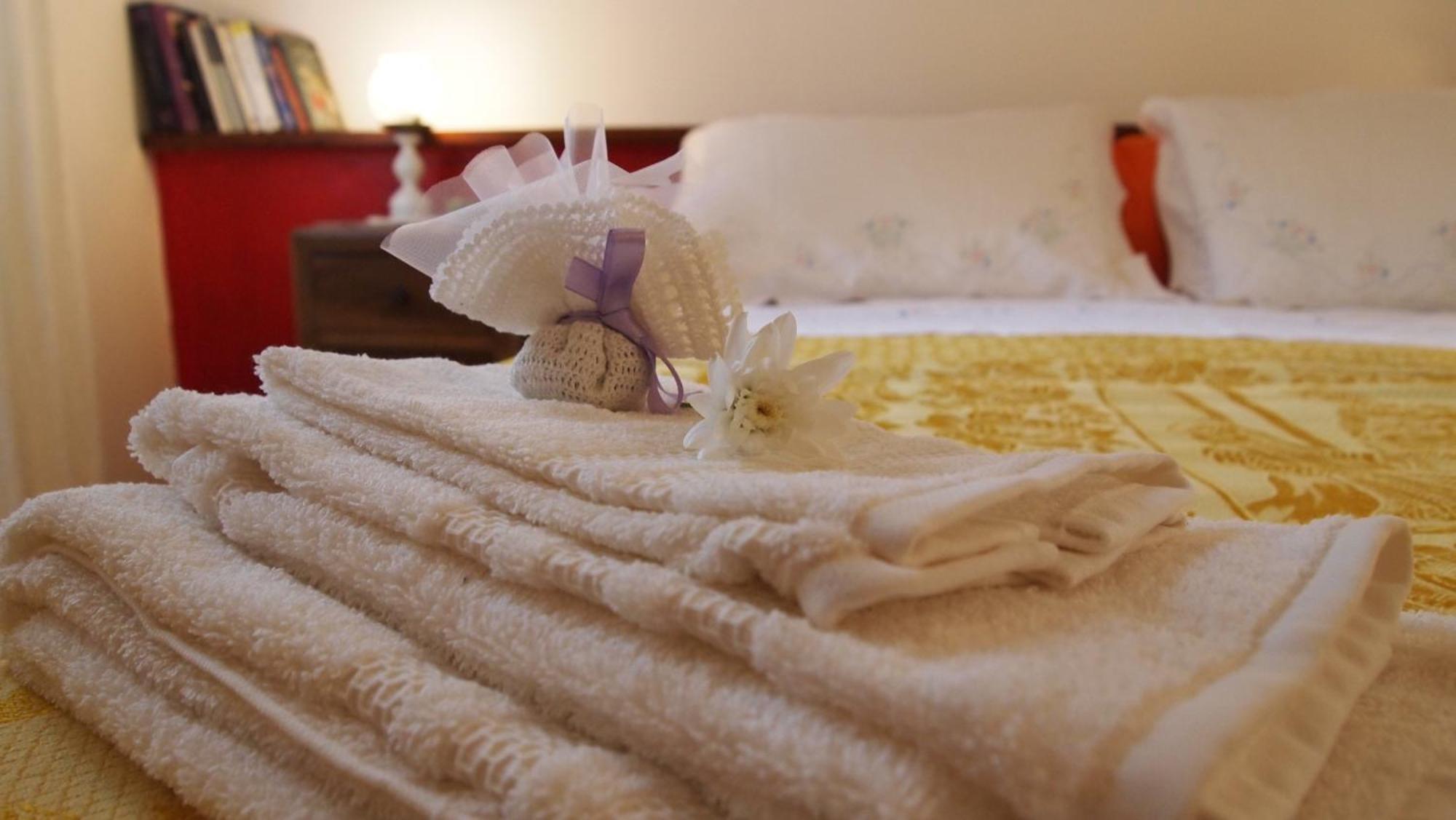 Agriturismo La Terra Valiano Pokoj fotografie
