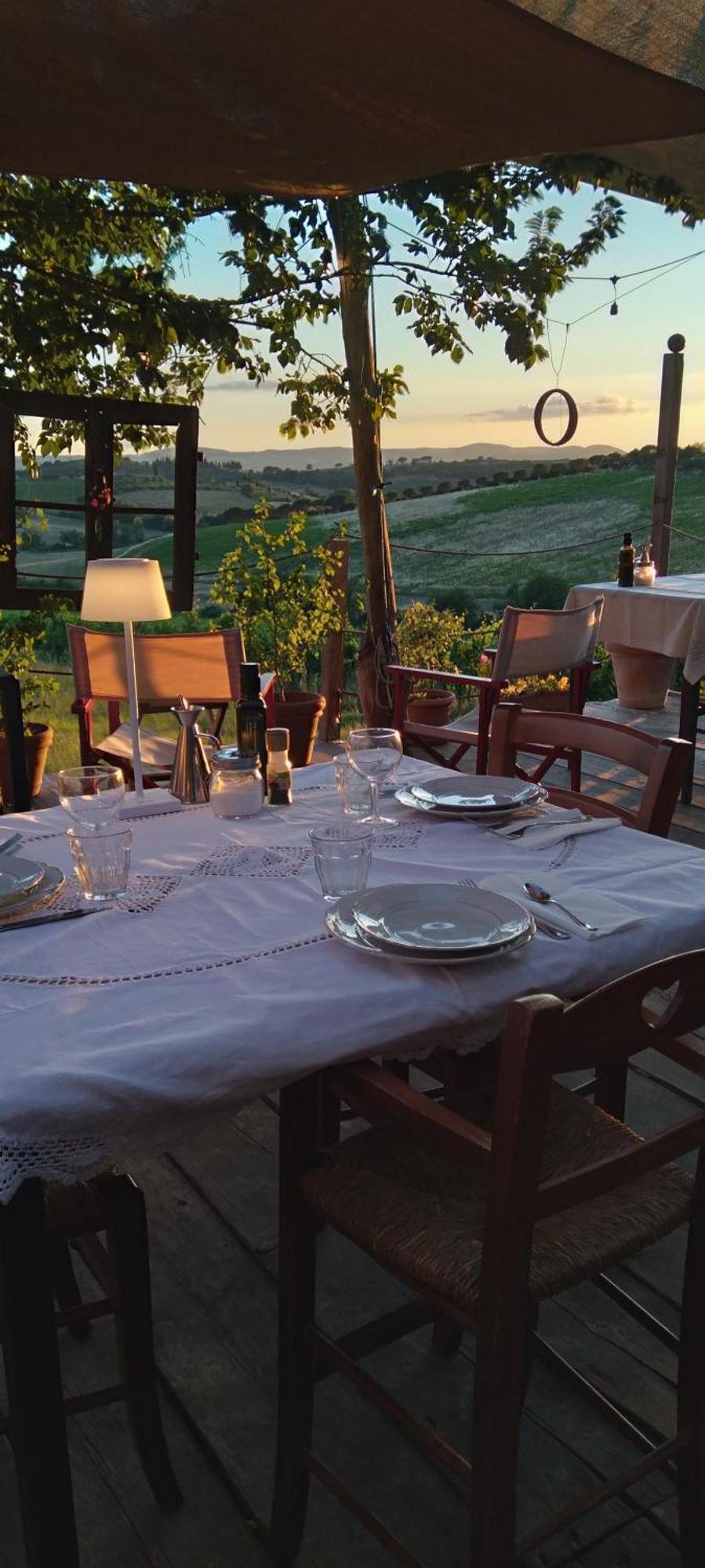 Agriturismo La Terra Valiano Exteriér fotografie