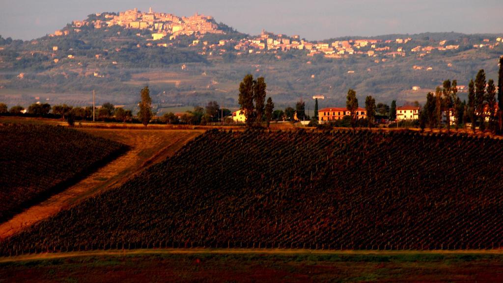 Agriturismo La Terra Valiano Exteriér fotografie